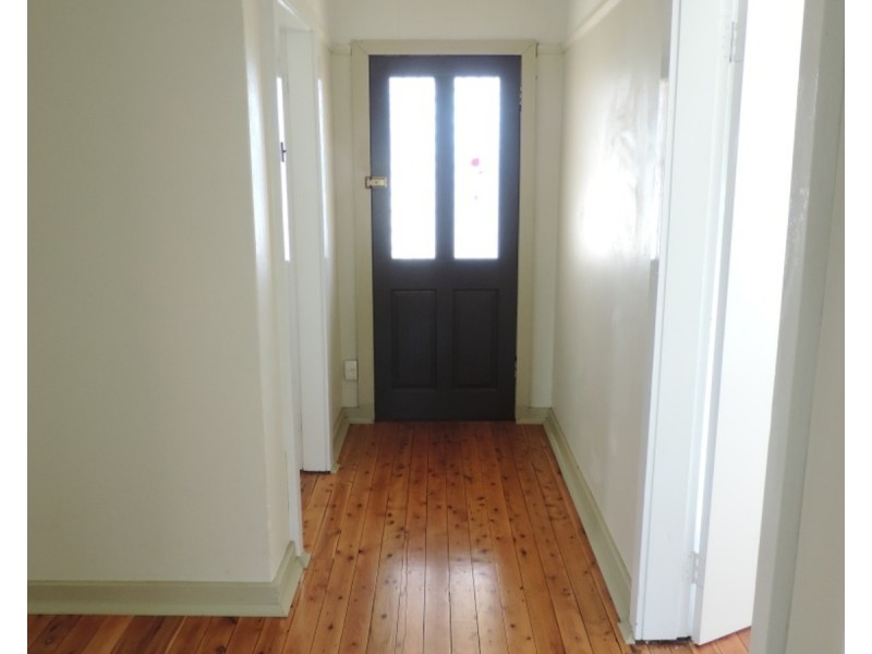 15 Bellevue Street, Goulburn NSW 2580