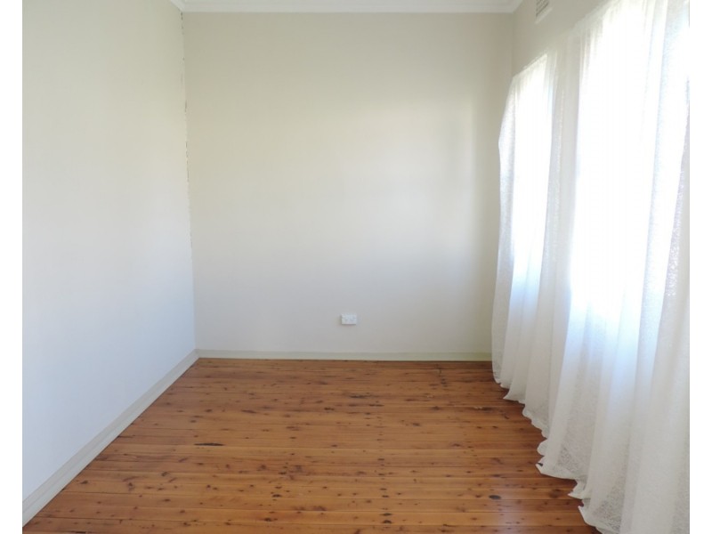 15 Bellevue Street, Goulburn NSW 2580