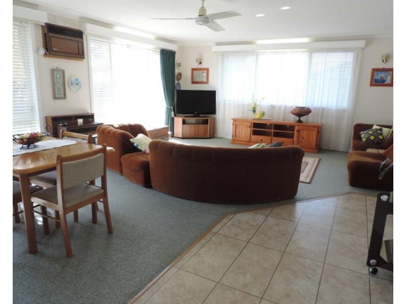 2 Record Street, Goulburn NSW 2580