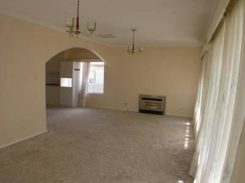 73 Kookora Street, Griffith NSW 2680