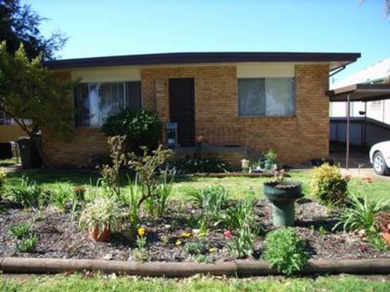 2/45 Kookora Street, Griffith NSW 2680