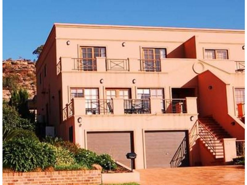 12 Waugh Street, Griffith NSW 2680