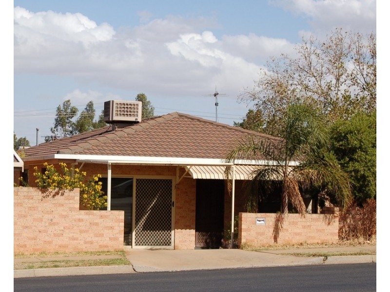 1/210 Yambil Street, Griffith NSW 2680