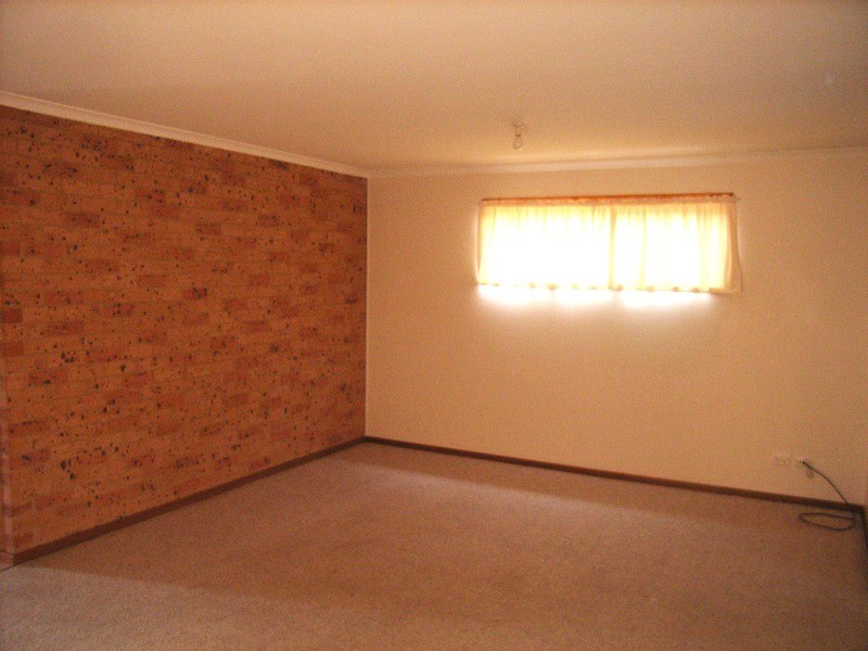 2/28 Coolah Street, Griffith NSW 2680