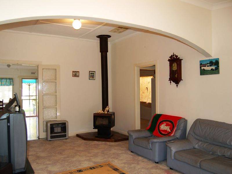 13 Coonong Street, Griffith NSW 2680