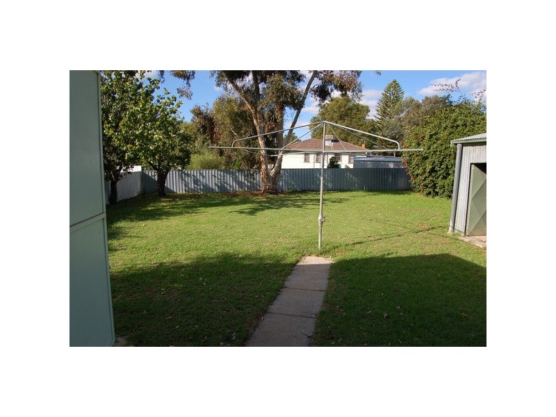 27 Kingfisher Avenue, Coleambally NSW 2707