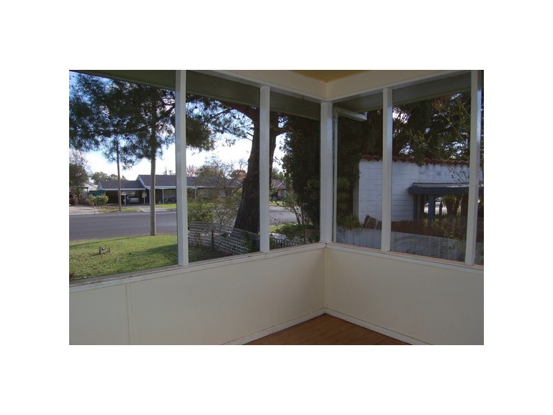 27 Kingfisher Avenue, Coleambally NSW 2707