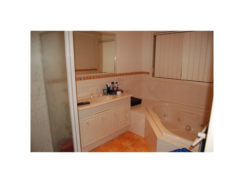 19 Dickson Road, Griffith NSW 2680