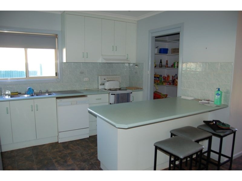 12 Stipa Street, Goolgowi NSW 2652