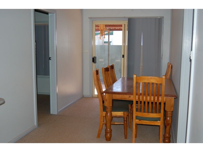 12 Stipa Street, Goolgowi NSW 2652