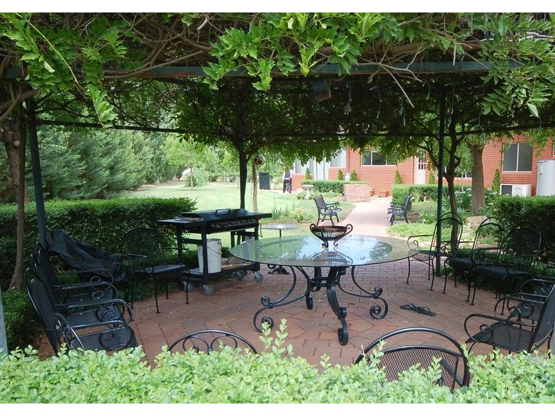 10 Ignatius Court, Yoogali NSW 2680