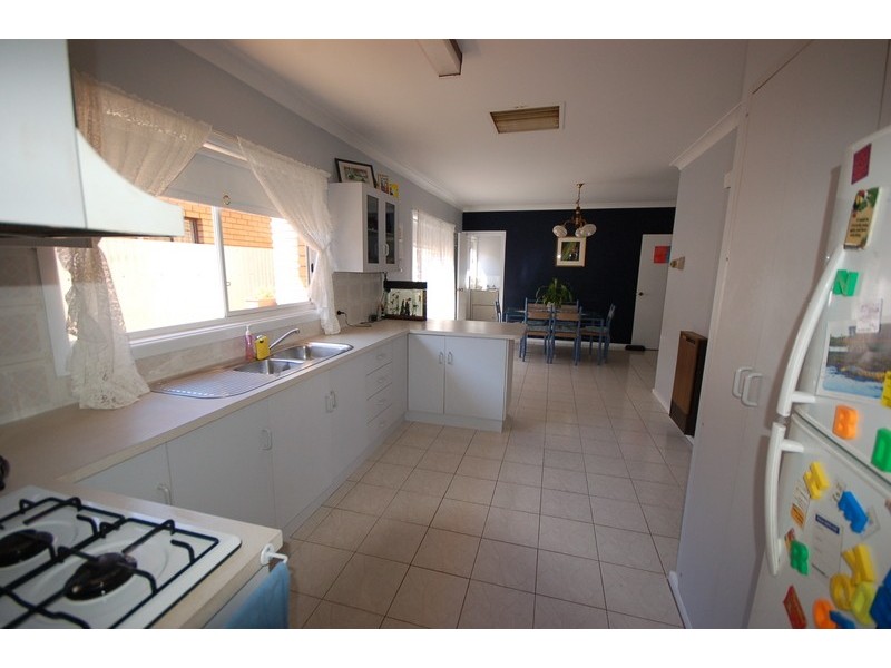 59 Clifton Boulevard, Griffith NSW 2680