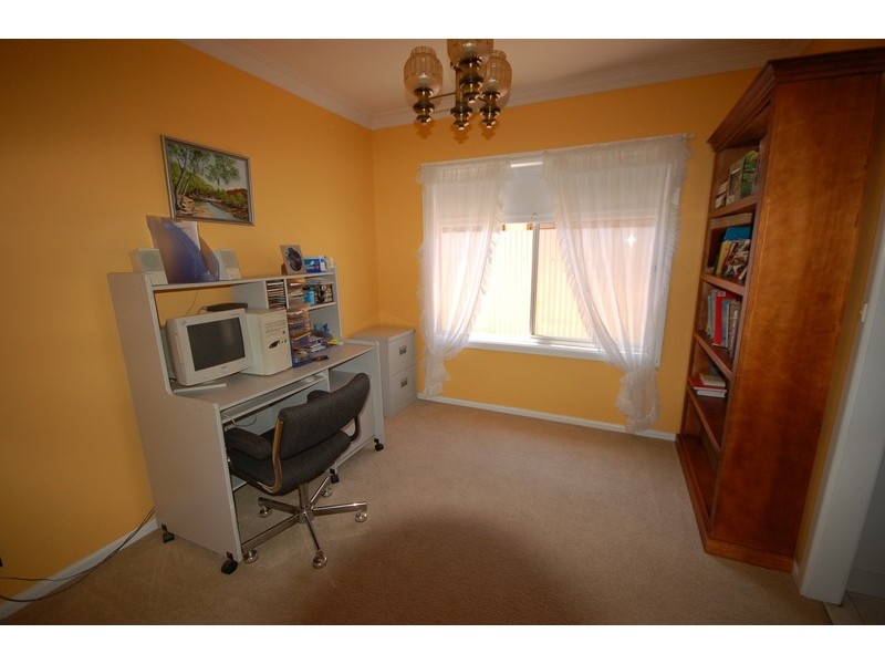 59 Clifton Boulevard, Griffith NSW 2680