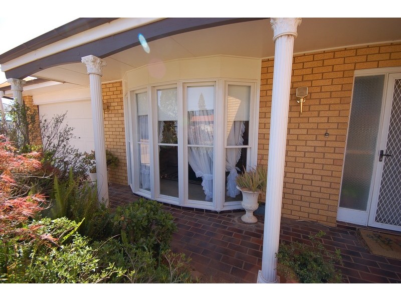 59 Clifton Boulevard, Griffith NSW 2680