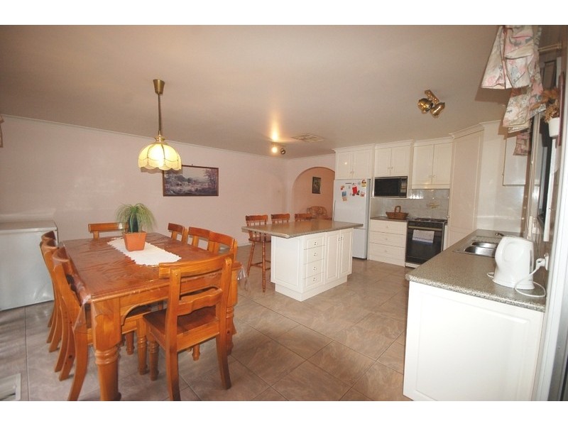 23 Kook Street, Darlington Point NSW 2706