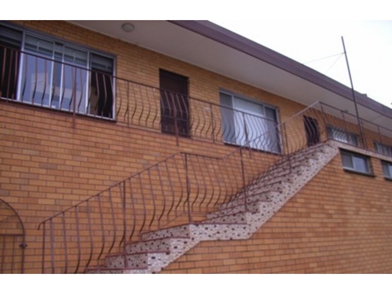 4 / 2 Hart  Street, Griffith NSW 2680