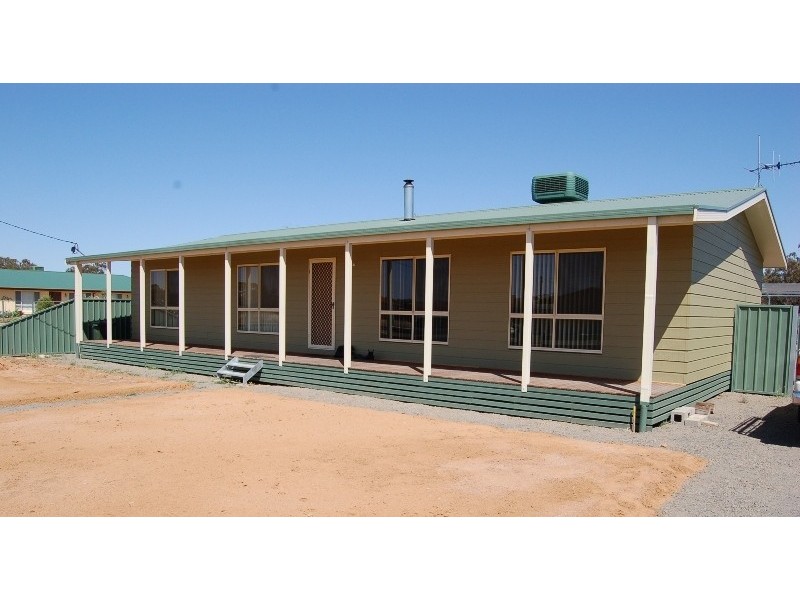 35 Barwidgee Boulevard, Darlington Point NSW 2706