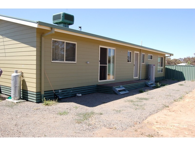 35 Barwidgee Boulevard, Darlington Point NSW 2706