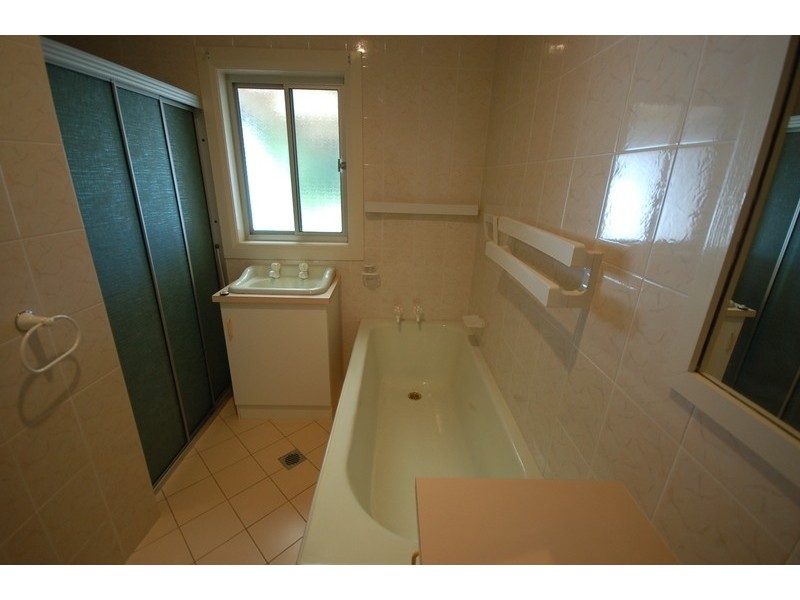 10 Boyana Street, Griffith NSW 2680