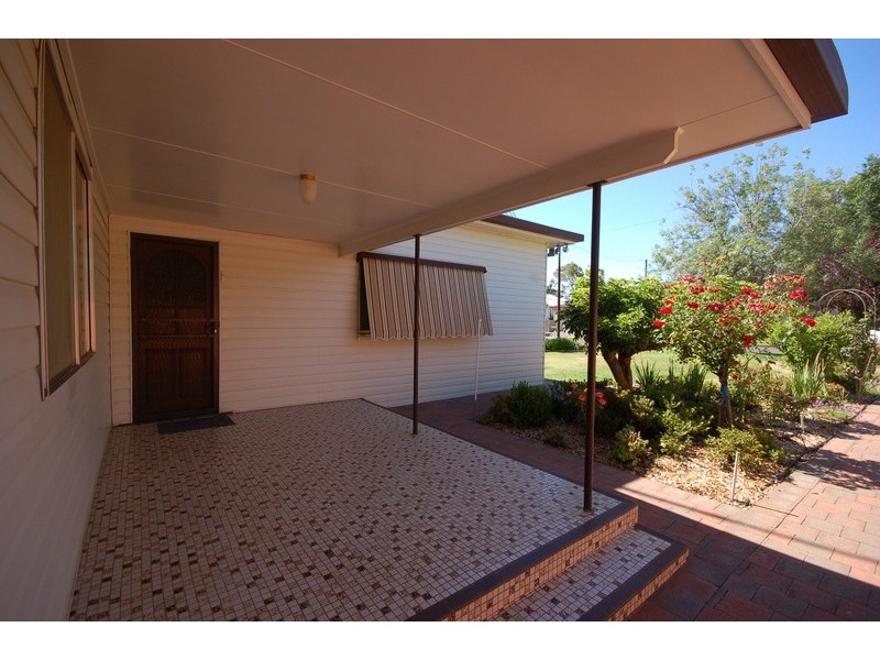 10 Boyana Street, Griffith NSW 2680