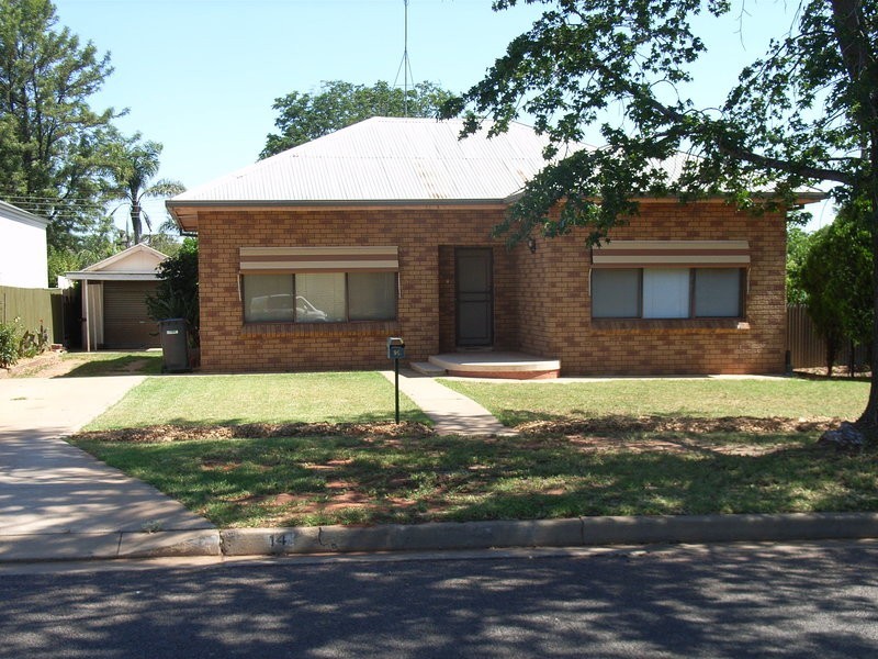 14 Almoola Street, Griffith NSW 2680