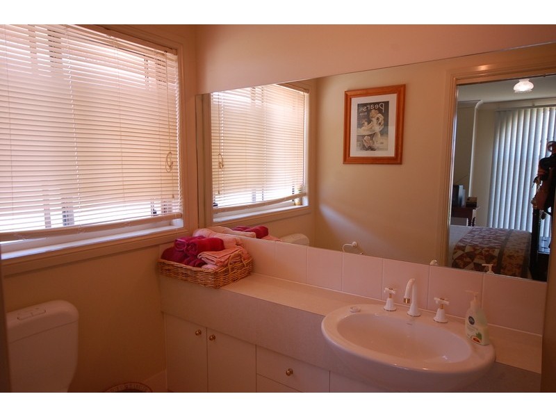 5 Montrose Drive, Griffith NSW 2680