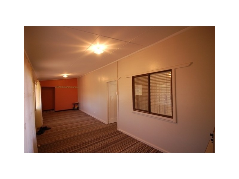 92 Merrigal Street, Griffith NSW 2680