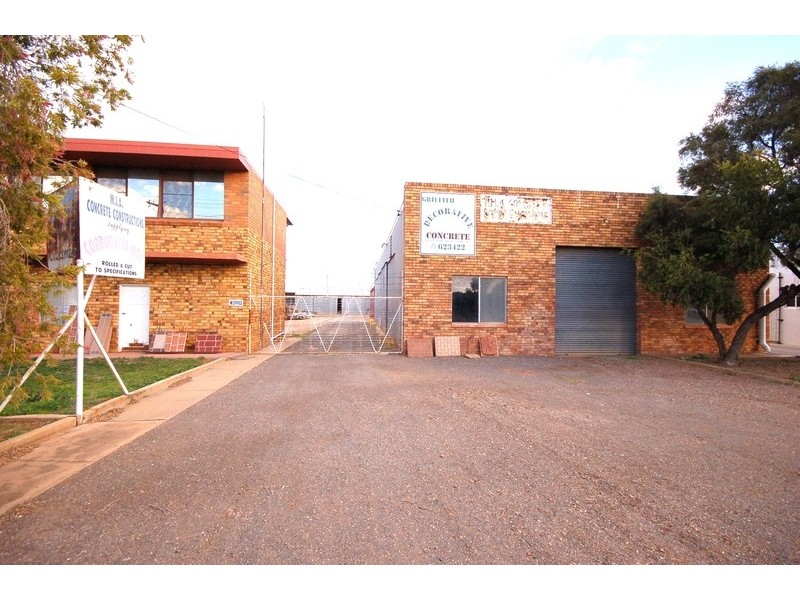 100 Wakaden Street, Griffith NSW 2680