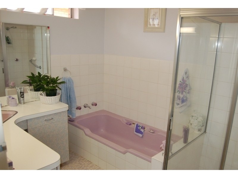 74 Ross Crescent, Griffith NSW 2680