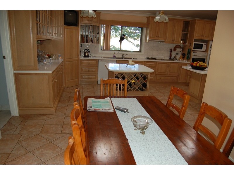 24 Lawford Crescent, Griffith NSW 2680