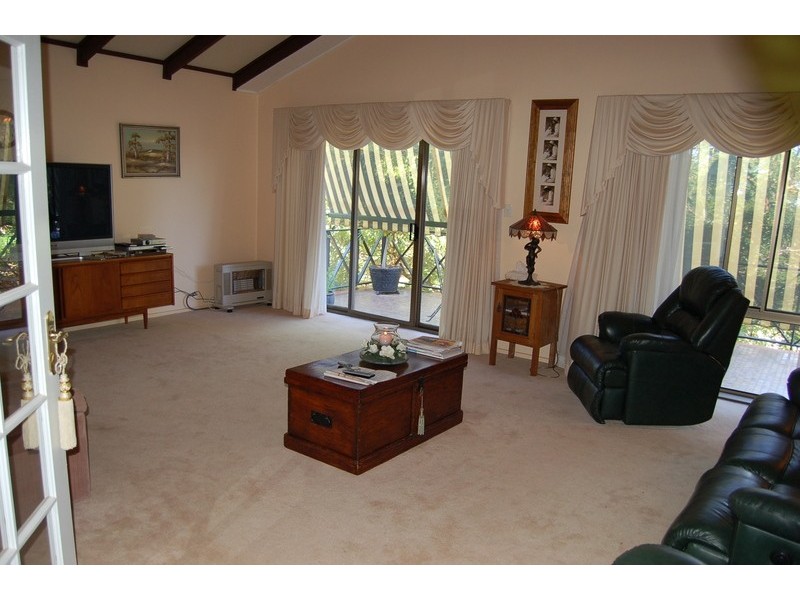 24 Lawford Crescent, Griffith NSW 2680