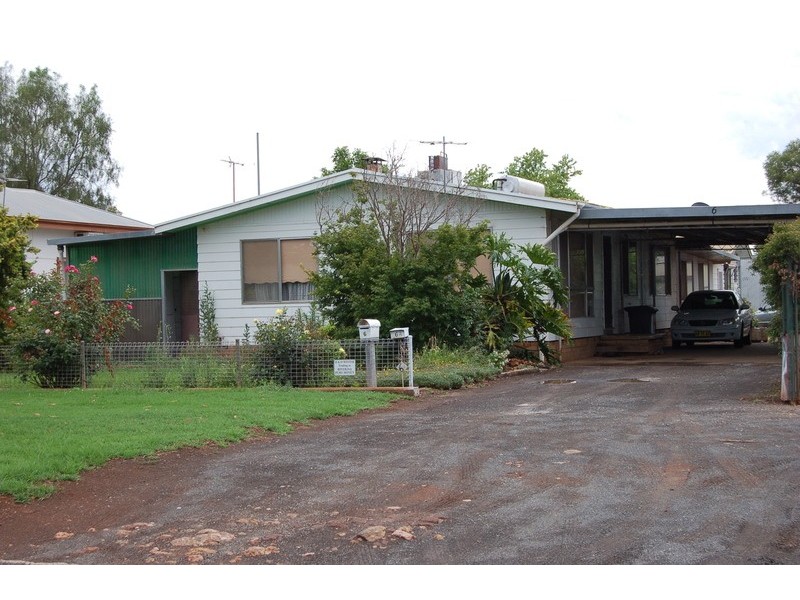 6 Kywong Street, Griffith NSW 2680