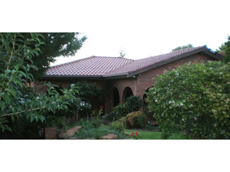 21 Lawford Crescent, Griffith NSW 2680