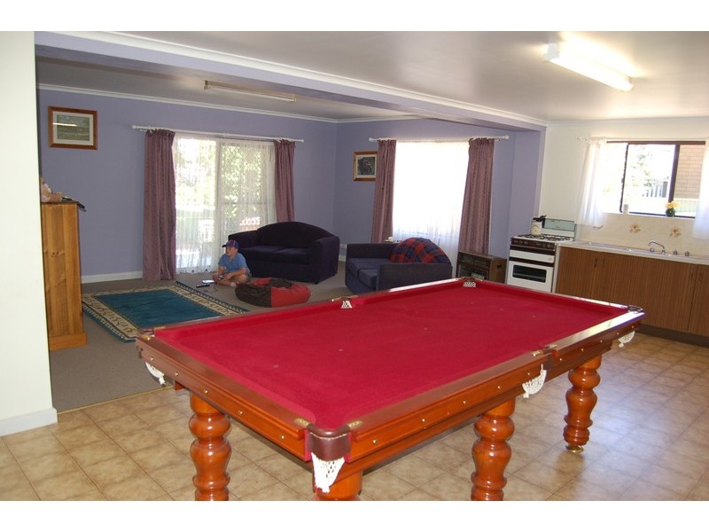 21 Lawford Crescent, Griffith NSW 2680