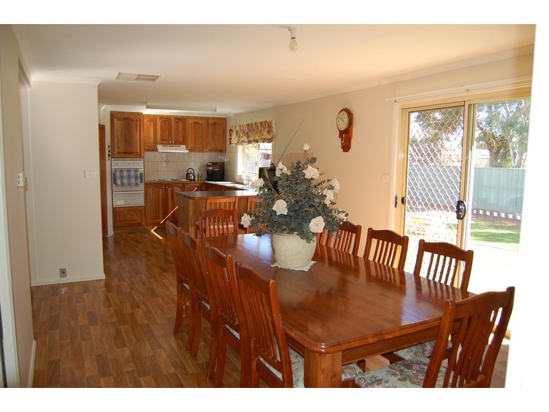 9 Barwidgee Boulevard, Darlington Point NSW 2706