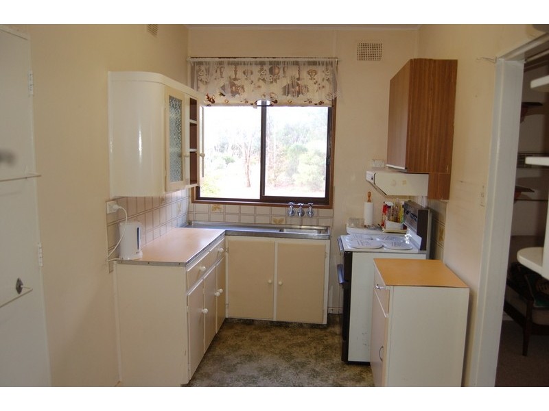 1 Kook Street, Darlington Point NSW 2706