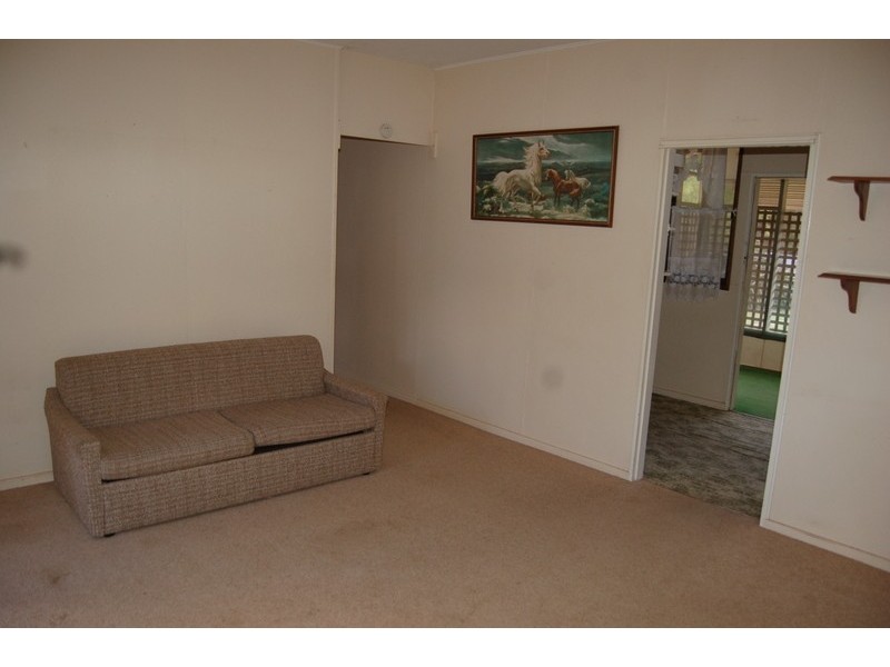 1 Kook Street, Darlington Point NSW 2706