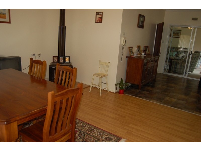 34 Kingfisher Avenue, Coleambally NSW 2707