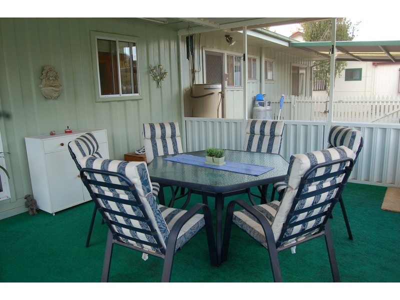 17 Bluebonnet Crescent, Coleambally NSW 2707