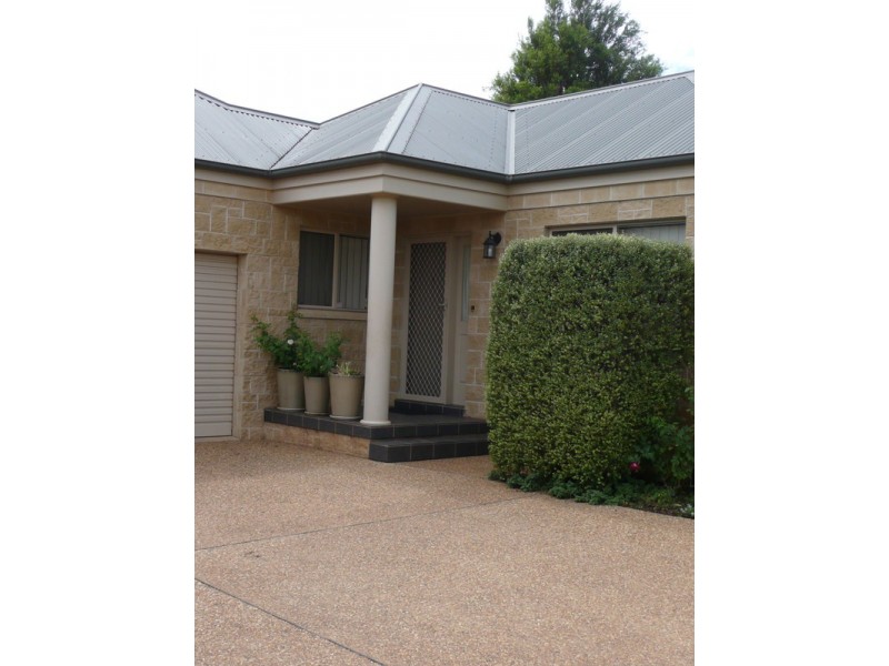 D/38 Nelson Drive, Griffith NSW 2680