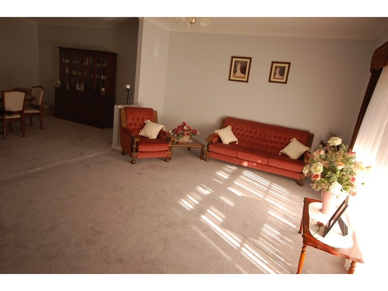 23 Roberston Street, Griffith NSW 2680