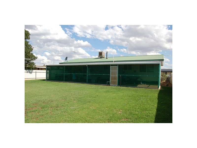 31  Campbell Street, Darlington Point NSW 2706