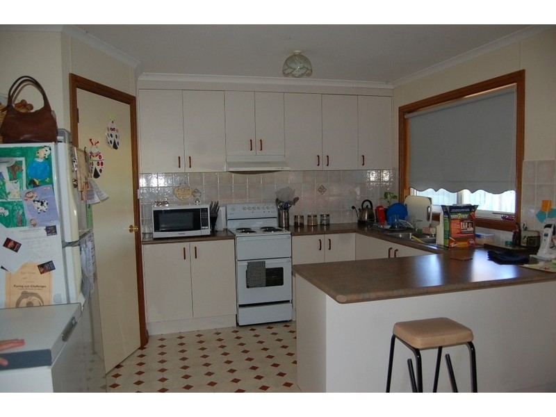 36 Campbell Street, Darlington Point NSW 2706