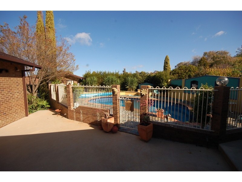 20 Doolan Crescent, Griffith NSW 2680