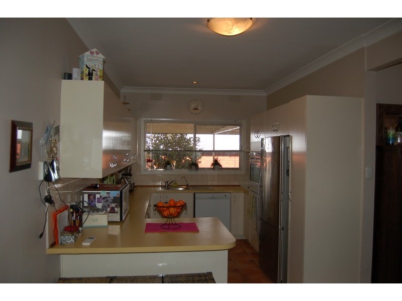 14 Langley Crescent, Griffith NSW 2680