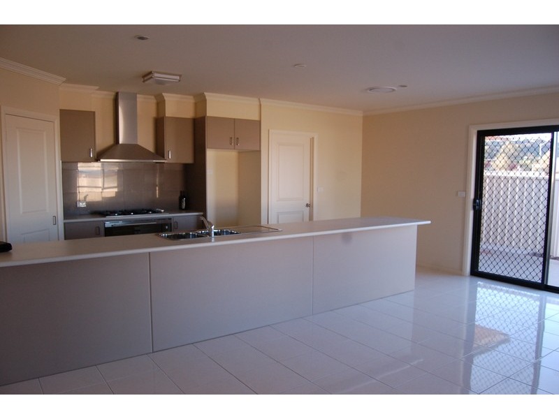 81 Clifton Boulevard, Griffith NSW 2680