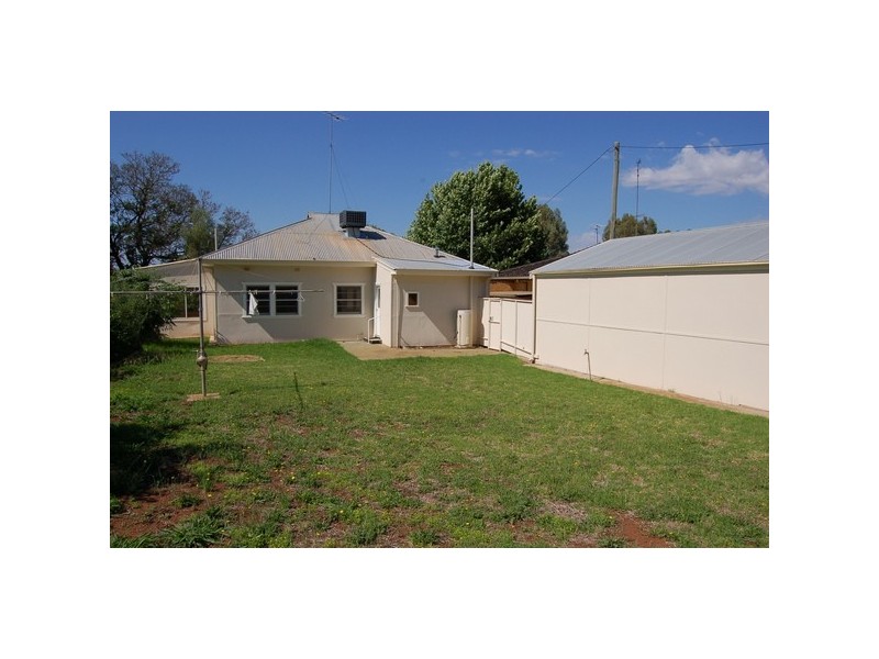 39 Noorilla Street, Griffith NSW 2680