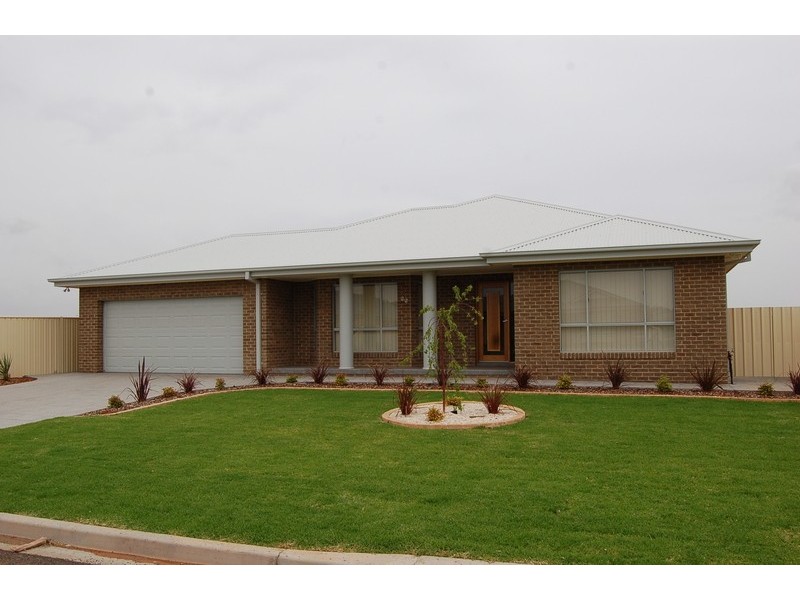 22 Gillmartin Road, Griffith NSW 2680