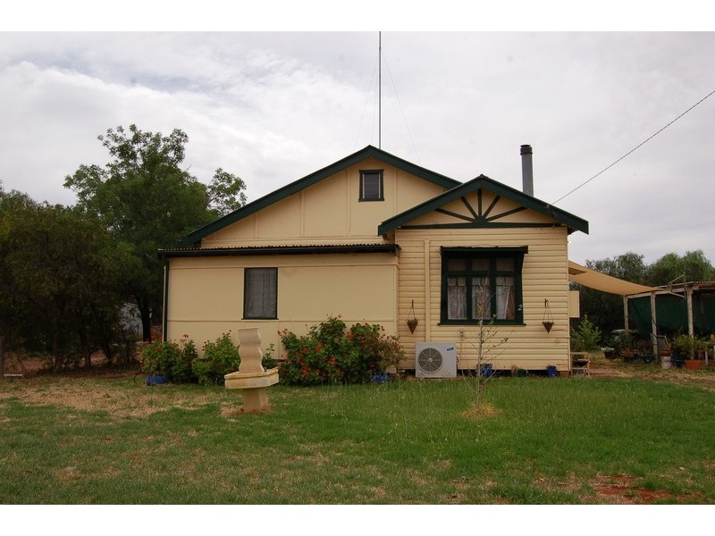 2-4 Mons Street, Merriwagga NSW 2652