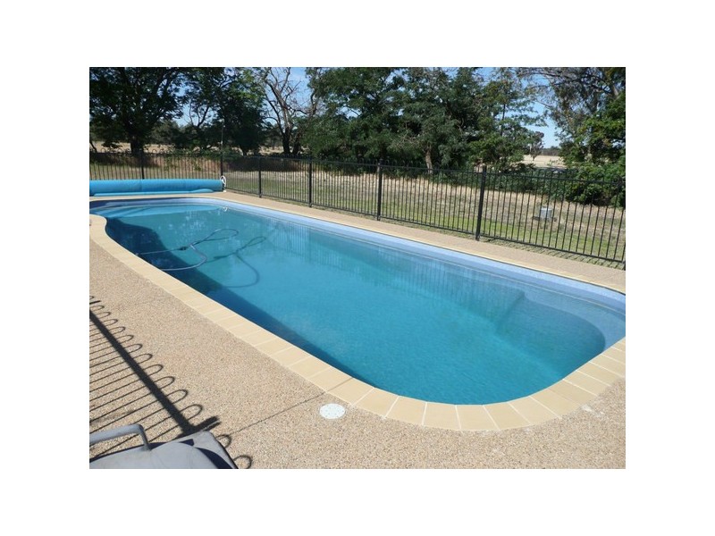 ‘BURNSIDE’ Uroly Road, Narrandera NSW 2700